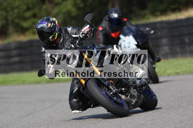 Archiv-2022/57 29.08.2022 Plüss Moto Sport ADR/Einsteiger/2